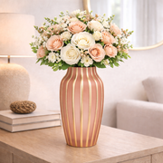 Vaso Rosa Cipria con Dettagli Righe Oro In Vetro 15x30cm