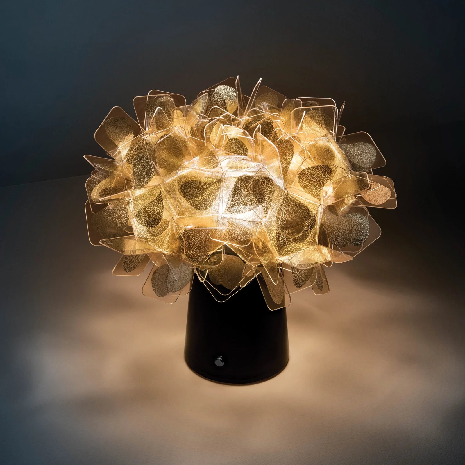 Lampada da Tavolo Clizia Battery Mama Non Mama Decorativa con Foglie