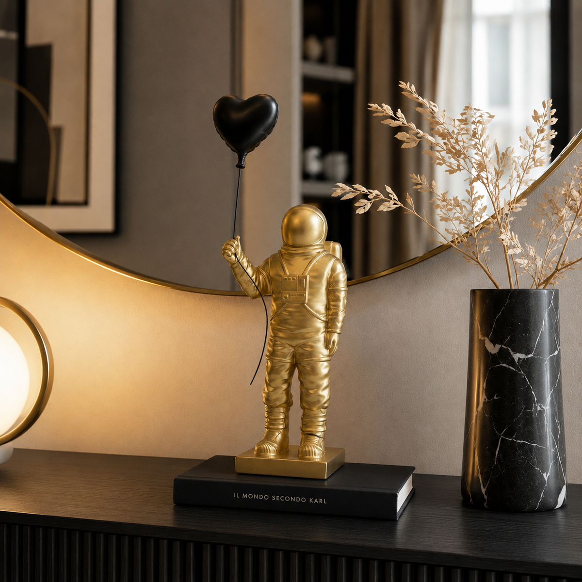 Set Decorativo Astronauta Balloon Oro con Libro Il Mondo Secondo Karl
