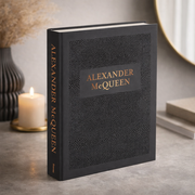 Libro Decorativo Fashion Alexander McQueen