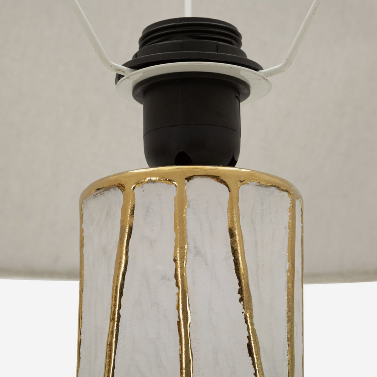 Lampada da Tavolo Tangeri Ø45x73 cm in Ceramica Bianca e Oro