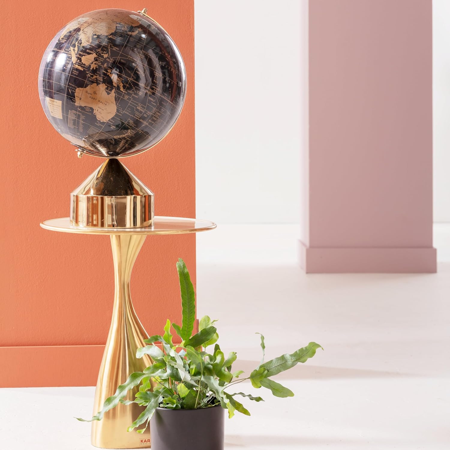 Oggetto decorativo Mappamondo Globe Top Nero e Oro con Base Elegante