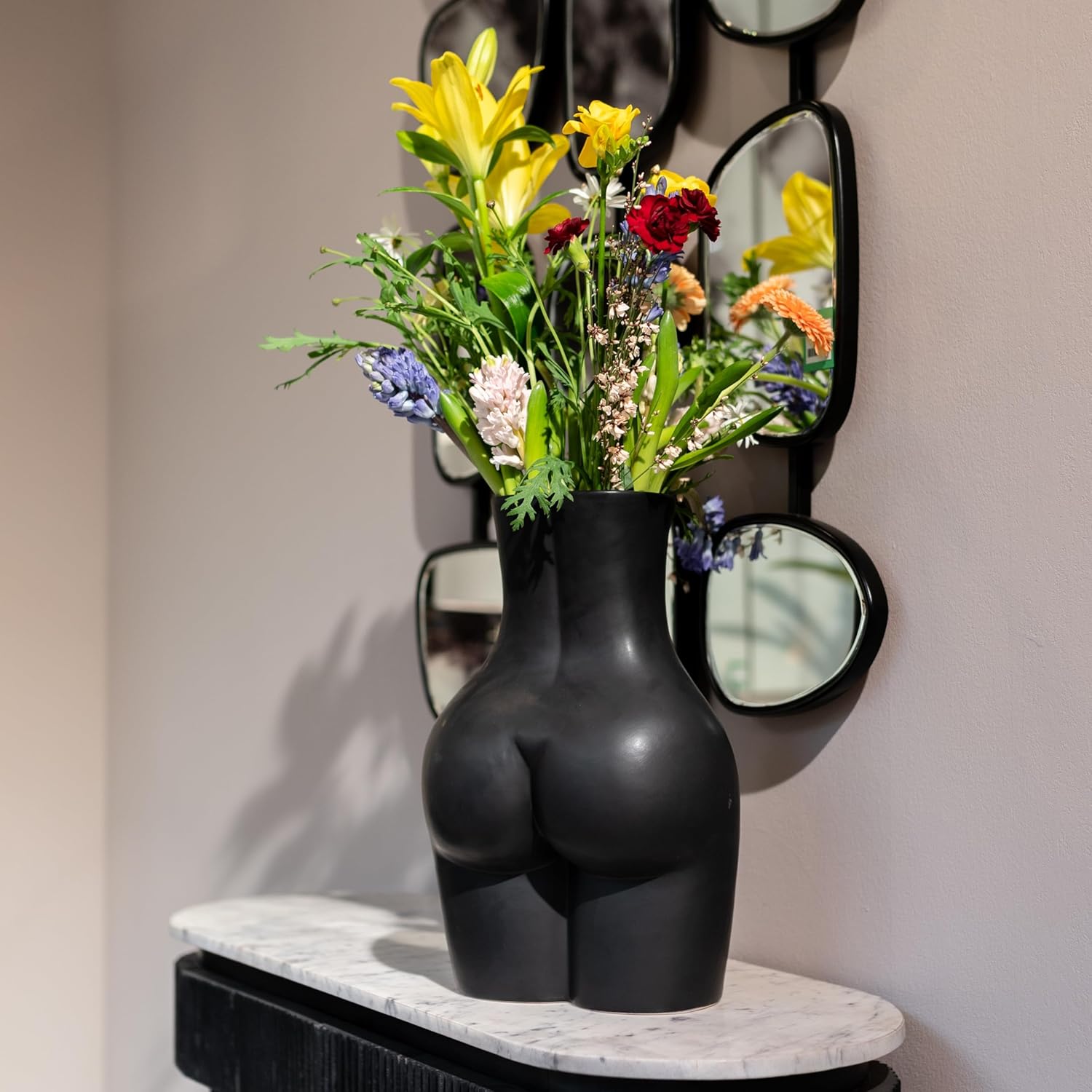 Vaso Donna Nero 22 cm Decorativo Femminile di Design