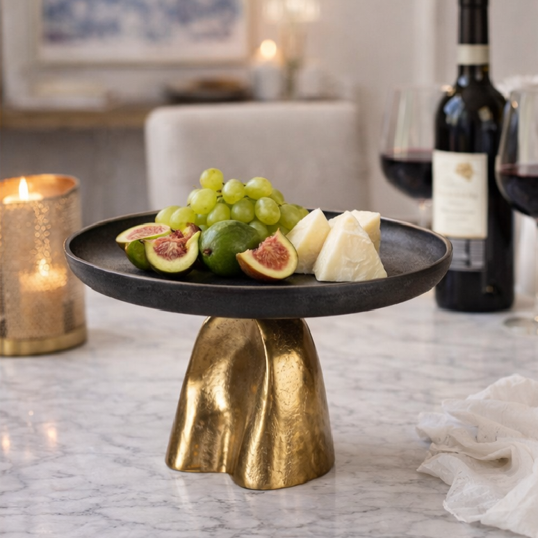 Alzata Decorativa Nera Con Base Scultorea 30x30x15 cm In Alluminio
