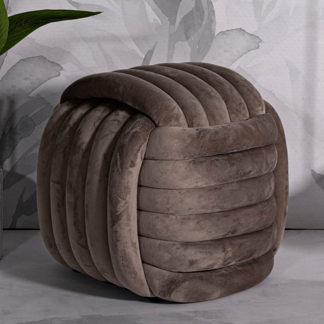 Pouf Annodato in Velluto Tortora 45 x 45 cm Seduta Decorativa Morbida