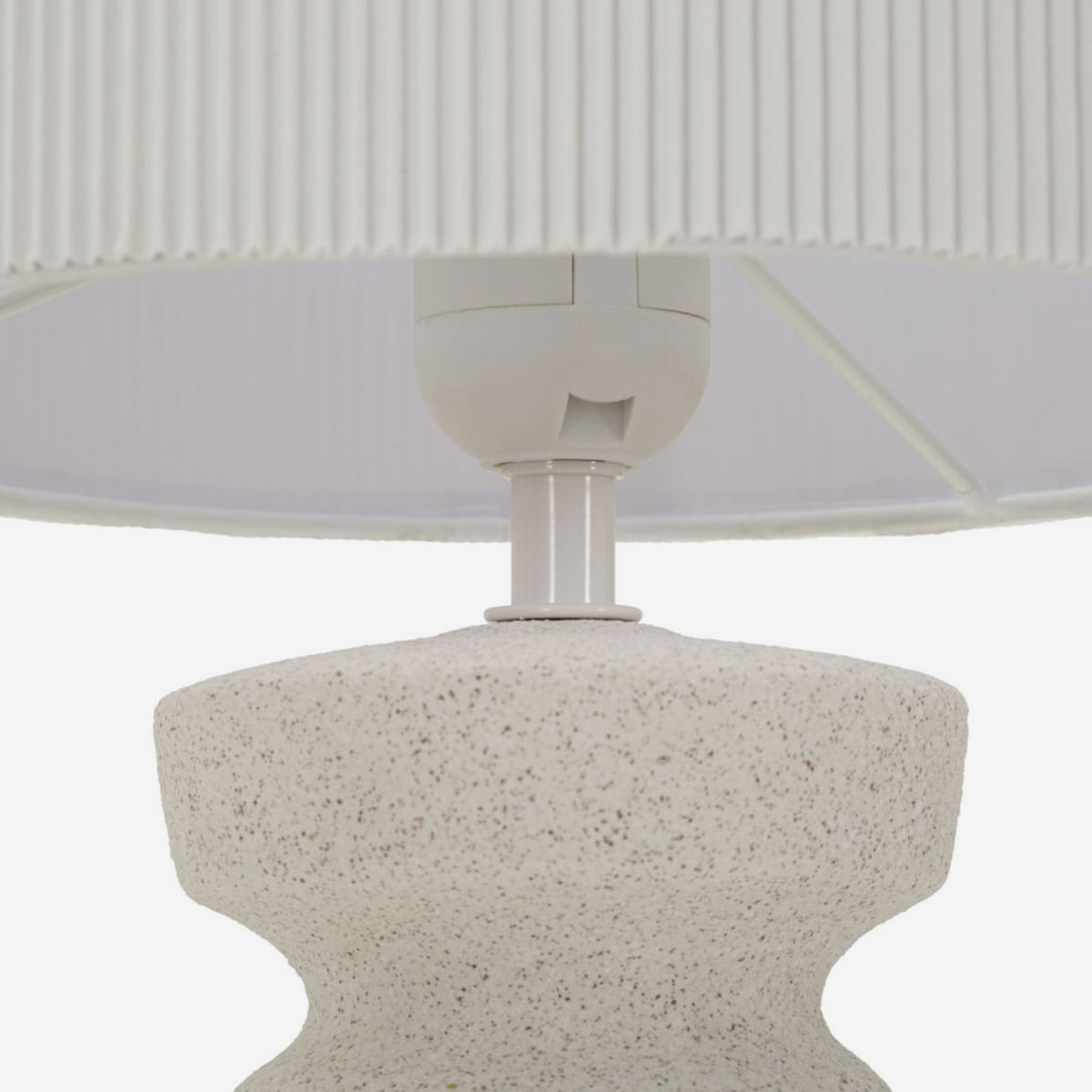 Lampada da Tavolo Tribal in Ceramica con Paralume in Tessuto – 2 Dimensioni