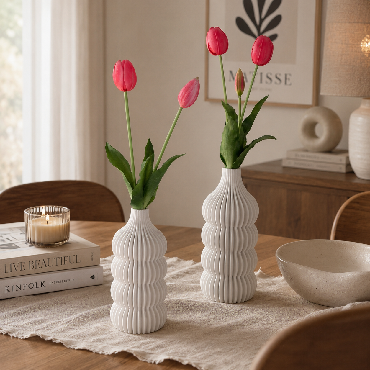 Set Decorativo Ilsa Beige con 2 Vasi in Ceramica e Tulipani