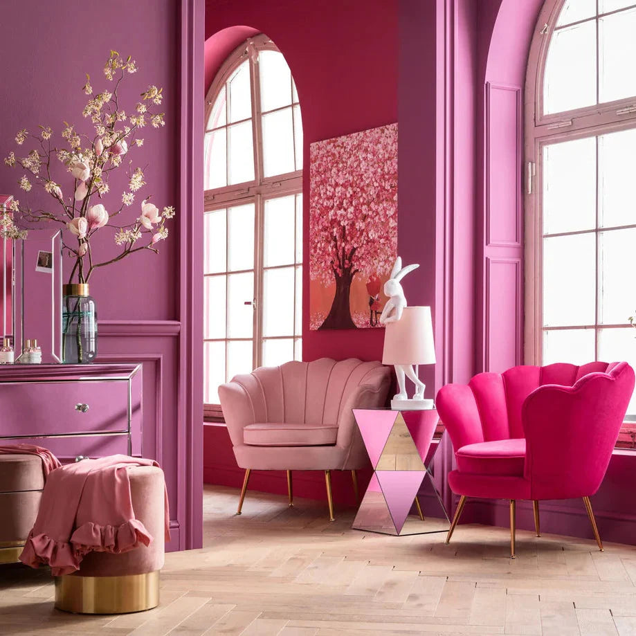 <strong>Sedie e consolle di design per interni</strong>