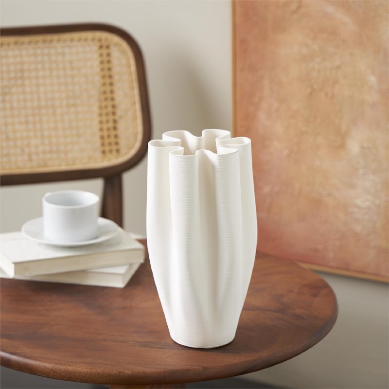 Vaso Decorativo Maeli Scultoreo Ondulato In Ceramica H 32cm